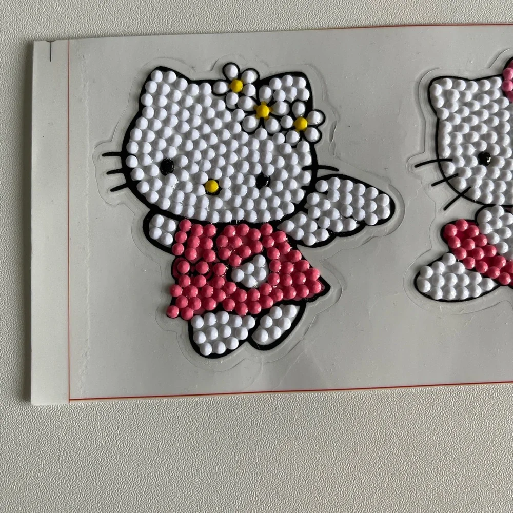 Hello Kitty Diamond Dot Stickers - set of two - Picture 5 of 6